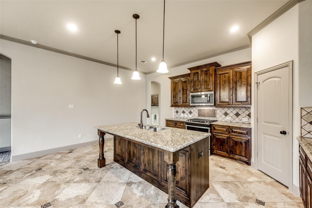 8512 Meadow Sweet Lane - Photo 9
