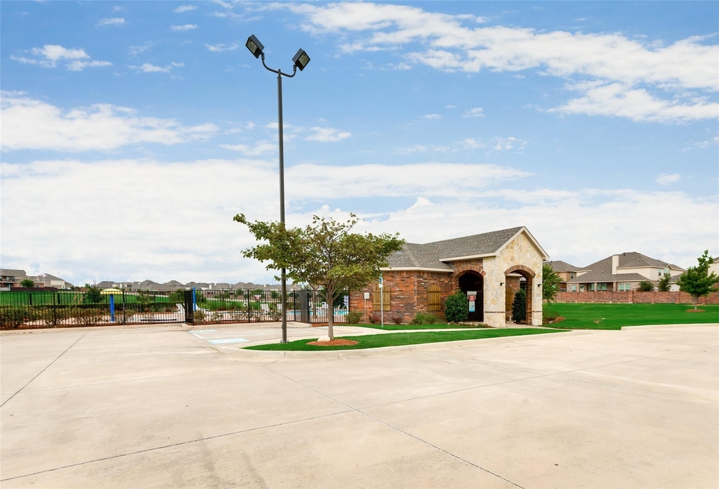 8512 Meadow Sweet Lane - Photo 2