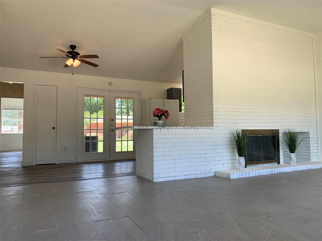 650 Peake - Photo 7