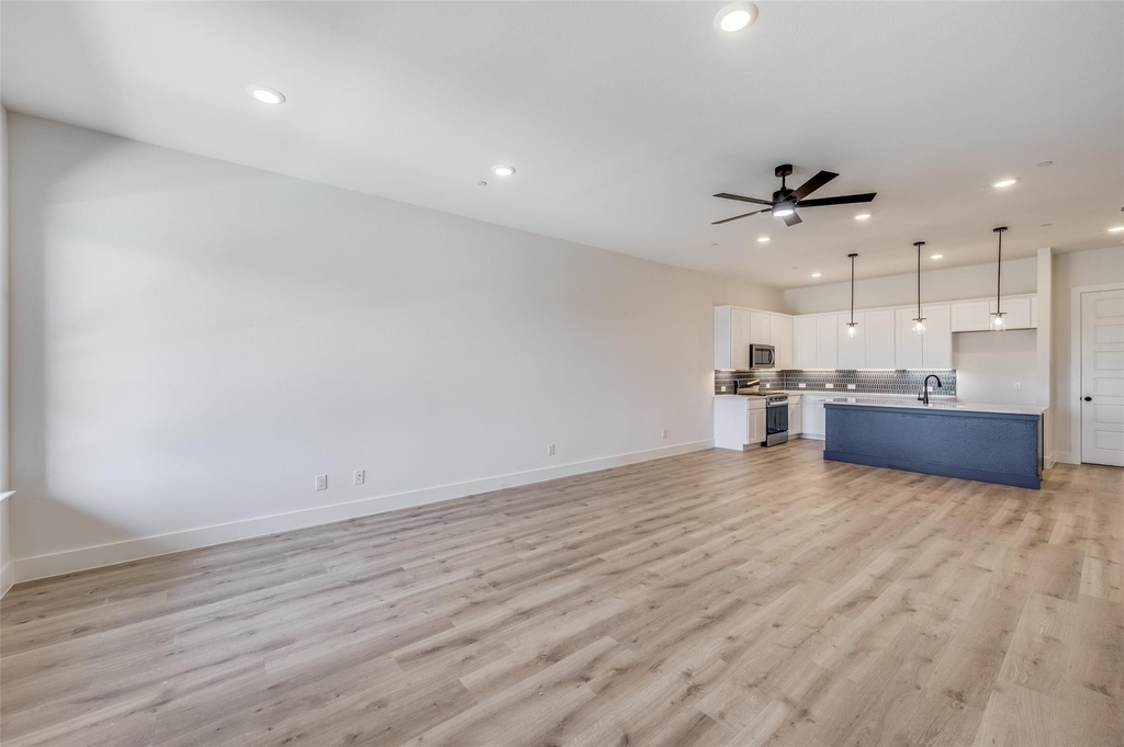 1224 Eureka Springs Street - Photo 4