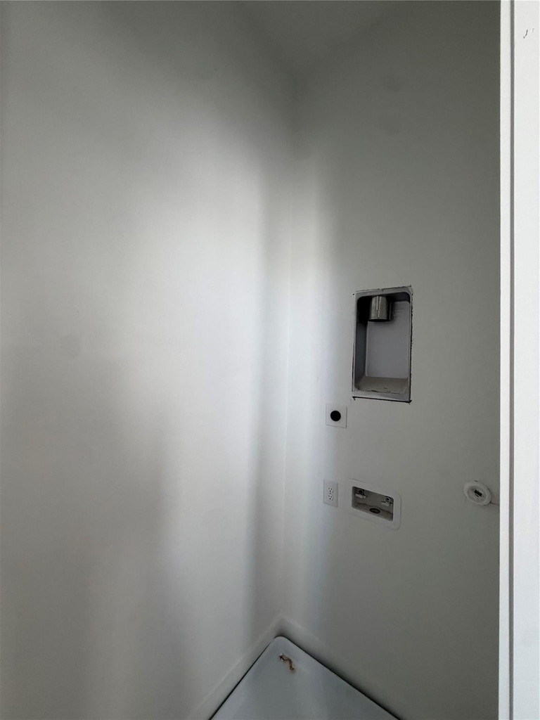 2204 Lovedale Avenue - Photo 8