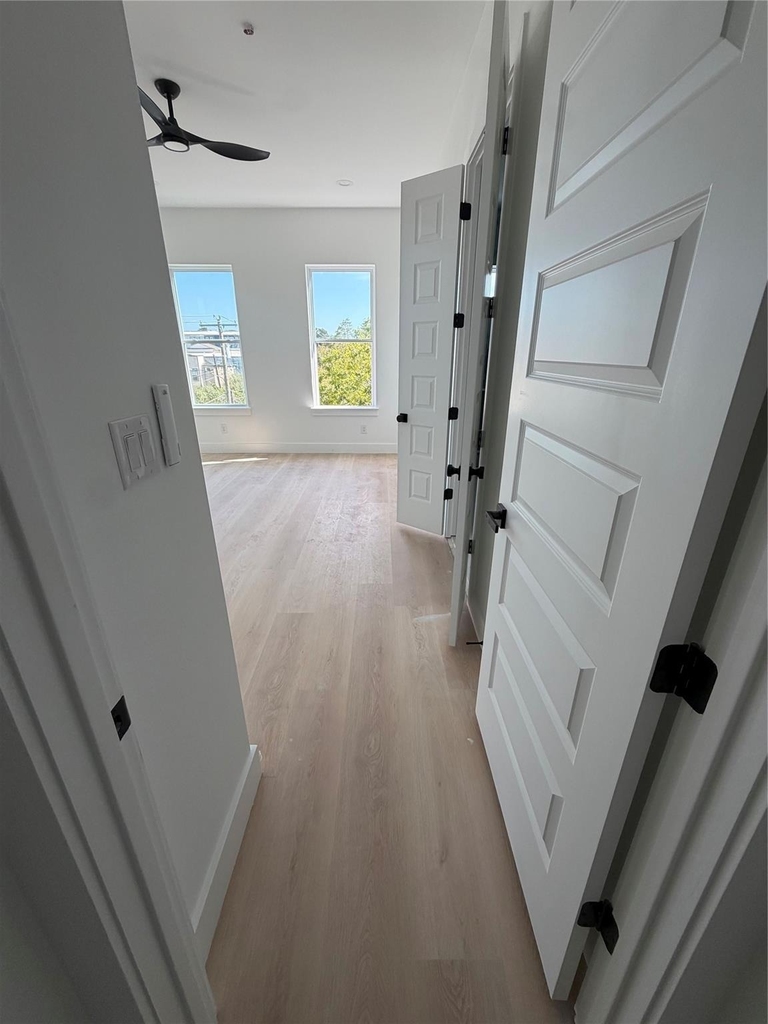 2204 Lovedale Avenue - Photo 11