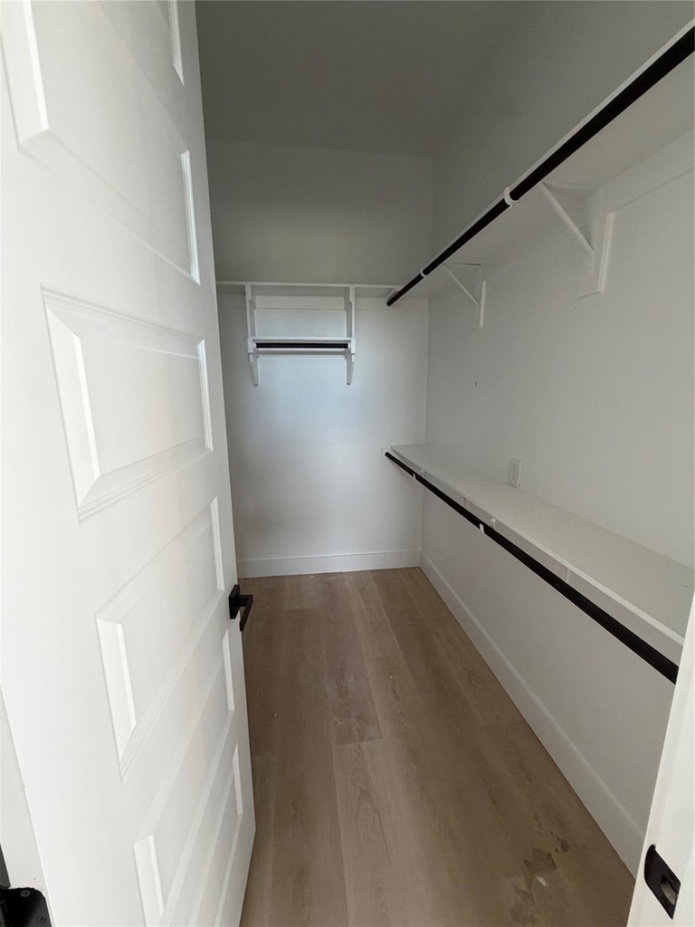 2204 Lovedale Avenue - Photo 15