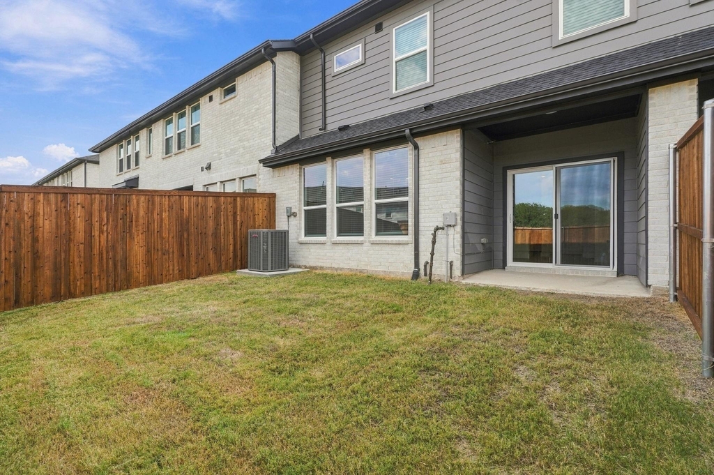 8852 Enclave Way - Photo 24