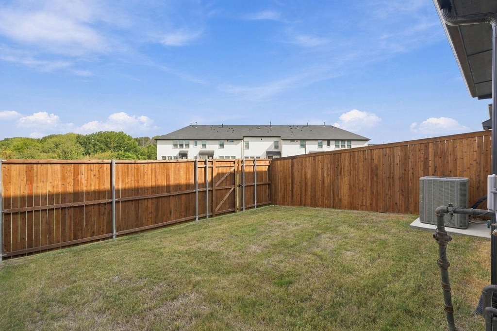 8852 Enclave Way - Photo 26