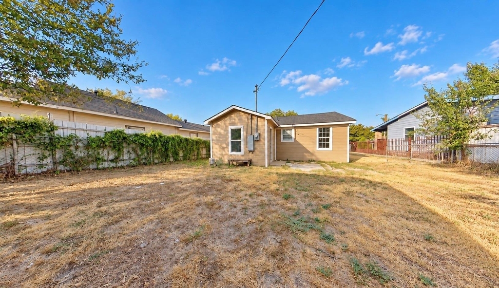 3019 Nw 27th Street - Photo 11