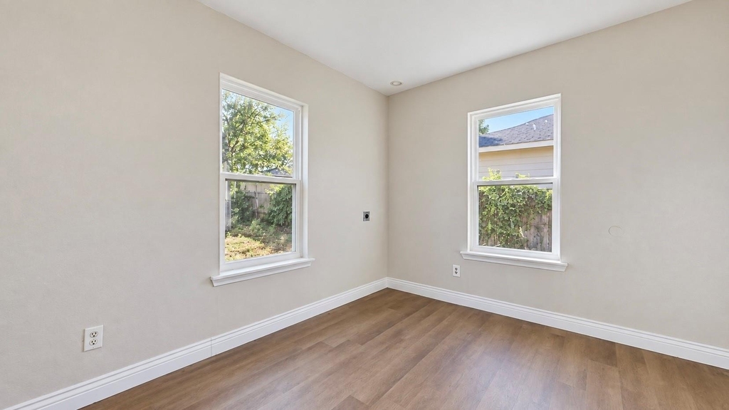 3019 Nw 27th Street - Photo 10