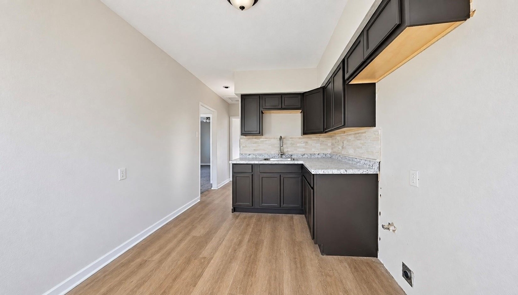 3019 Nw 27th Street - Photo 5