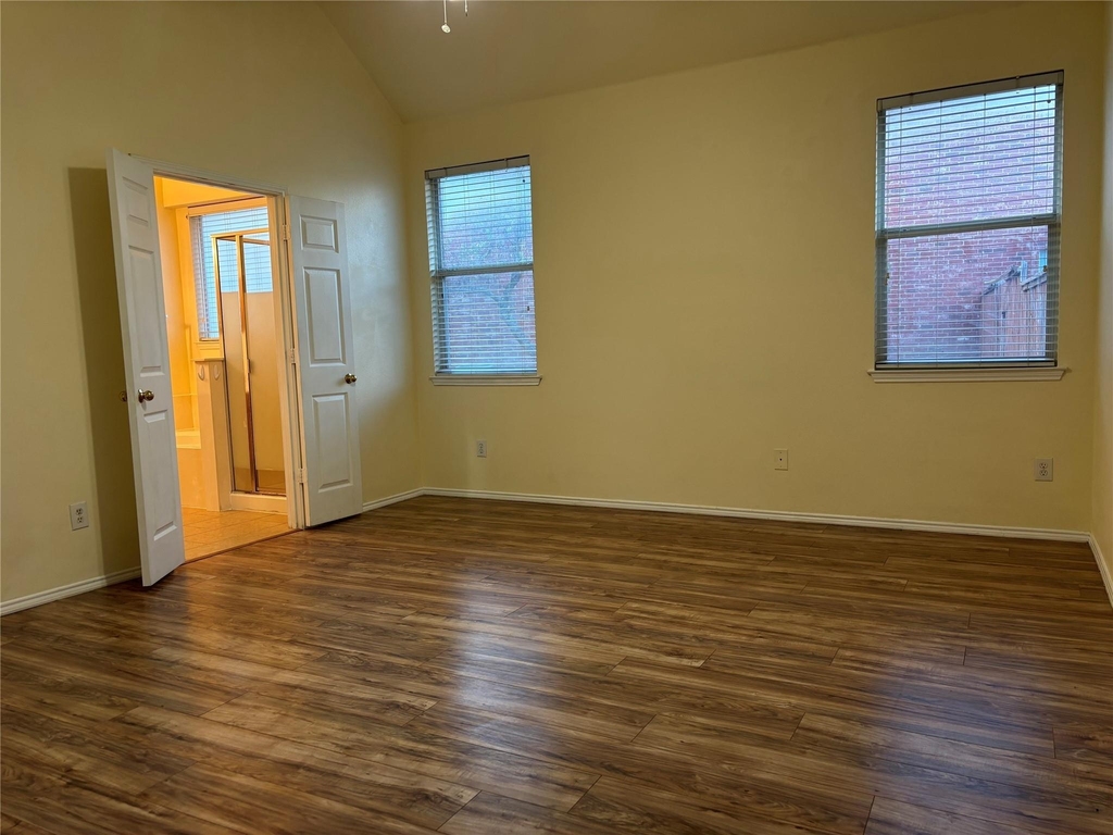 1002 Annalea Brook Drive - Photo 5