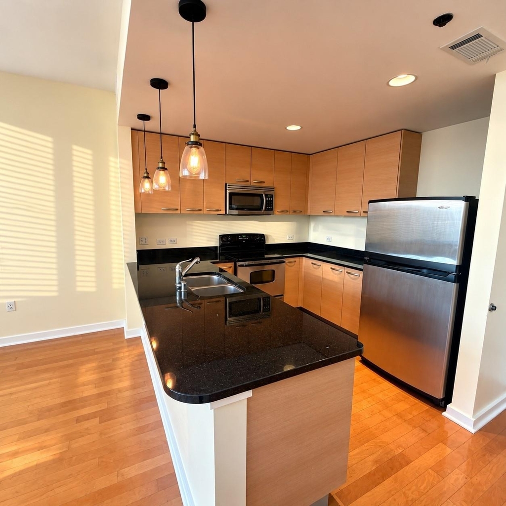 1200 Main Street - Photo 8