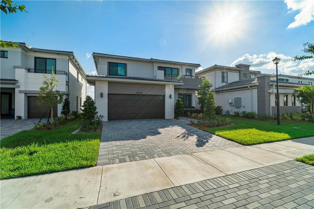 10870 Oceano Way - Photo 0