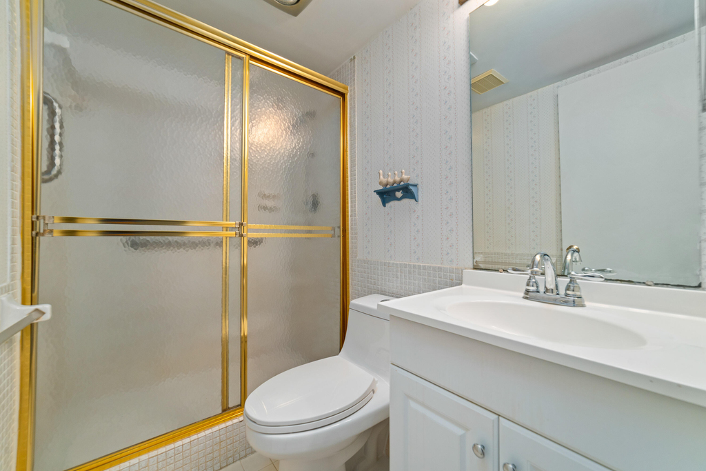 22615 Sw 66th Avenue - Photo 22