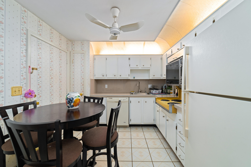 22615 Sw 66th Avenue - Photo 21