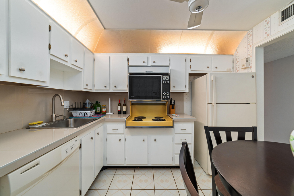 22615 Sw 66th Avenue - Photo 17