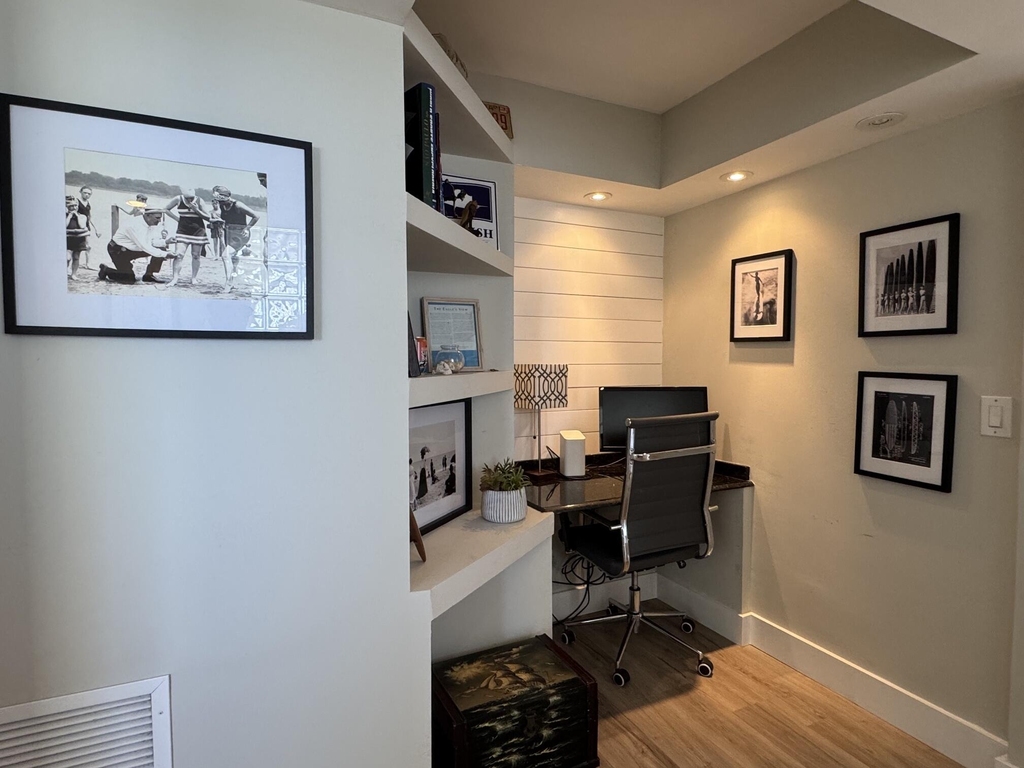 305 N Pompano Beach Boulevard - Photo 12