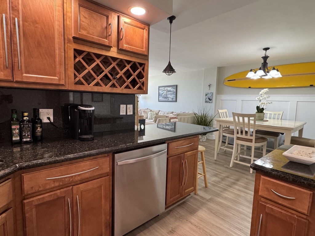 305 N Pompano Beach Boulevard - Photo 2