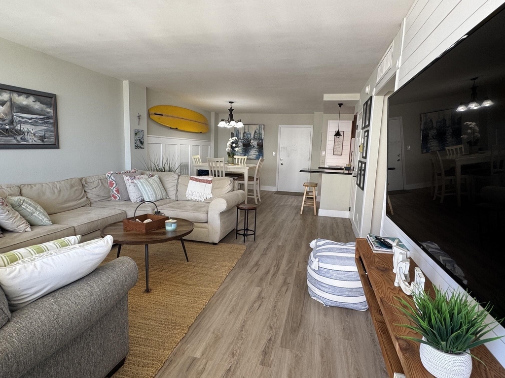 305 N Pompano Beach Boulevard - Photo 11