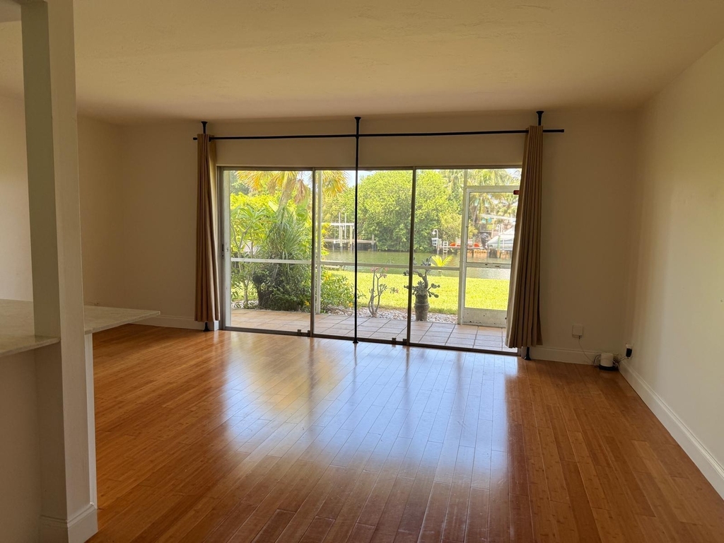 342 Southwind Drive - Photo 7