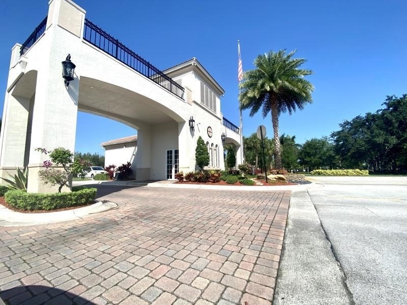 1388 Beacon Circle - Photo 24