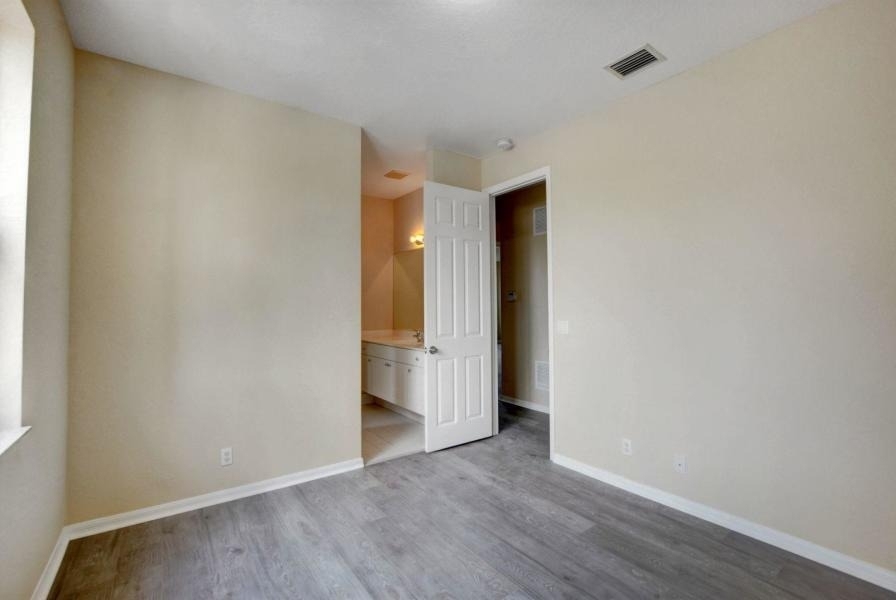 1388 Beacon Circle - Photo 22