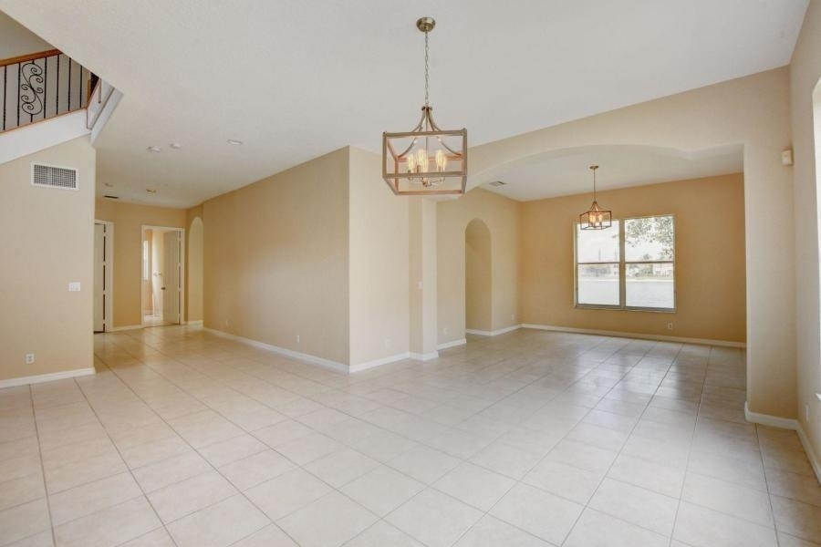 1388 Beacon Circle - Photo 8