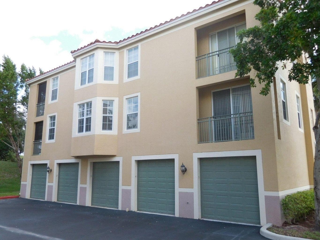 11780 Saint Andrews Place - Photo 0