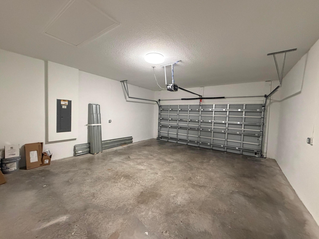 2329 Sw Alminar Street - Photo 8