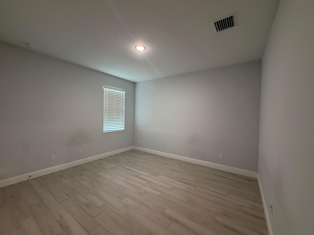 2329 Sw Alminar Street - Photo 11