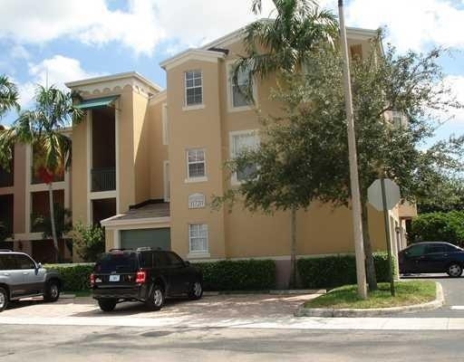 11720 Saint Andrews Place - Photo 1