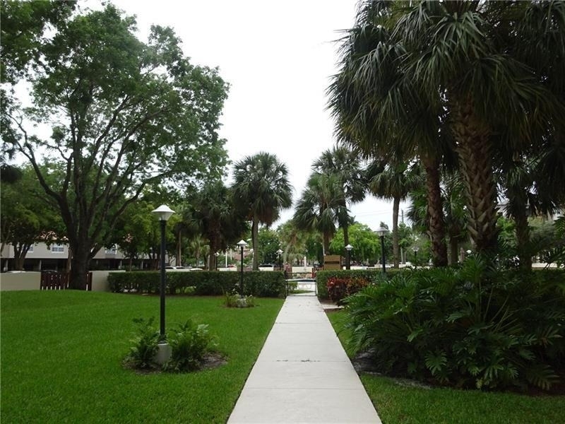 10777 W Sample Road - Photo 3