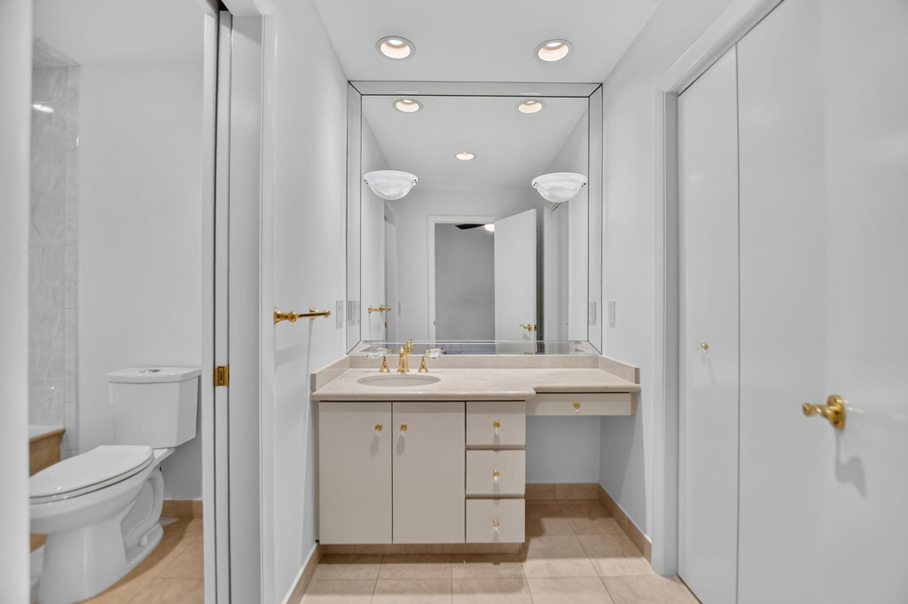 7756 La Mirada Drive - Photo 34