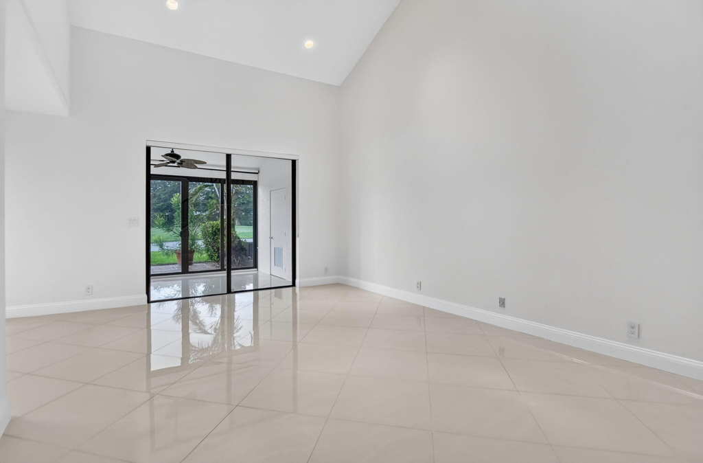 7756 La Mirada Drive - Photo 15