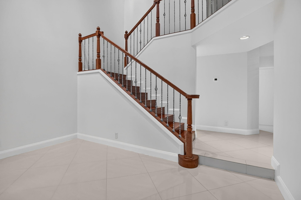 7756 La Mirada Drive - Photo 14