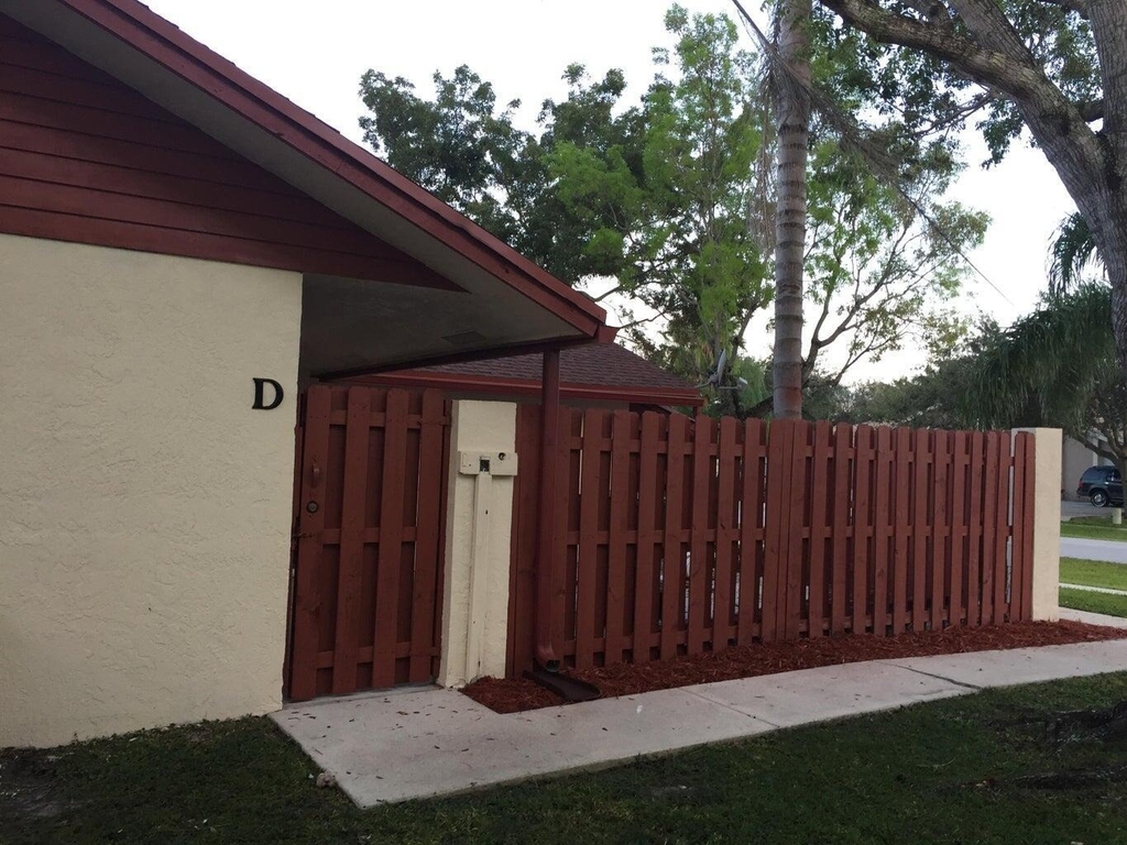 13825 Yarmouth Drive - Photo 1