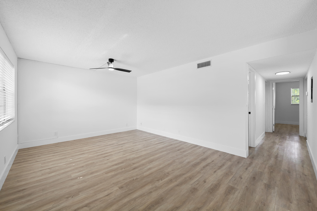 500 Ne 2nd Street - Photo 9