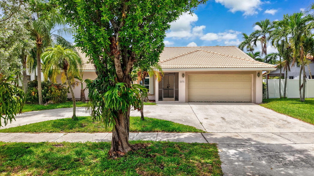 2171 Nw 76th Avenue - Photo 1