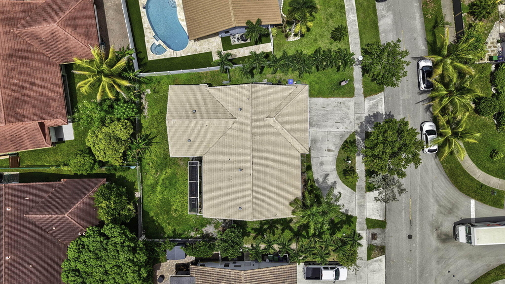 2171 Nw 76th Avenue - Photo 46