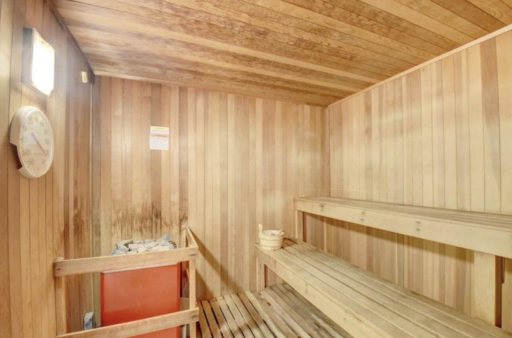 801 S Olive Avenue - Photo 33