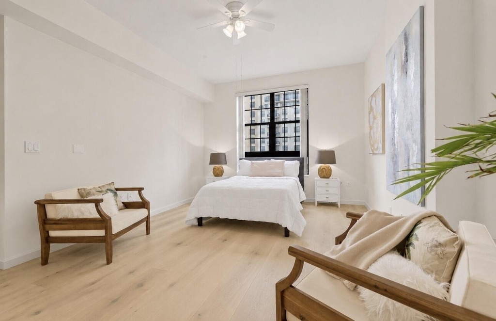 801 S Olive Avenue - Photo 11
