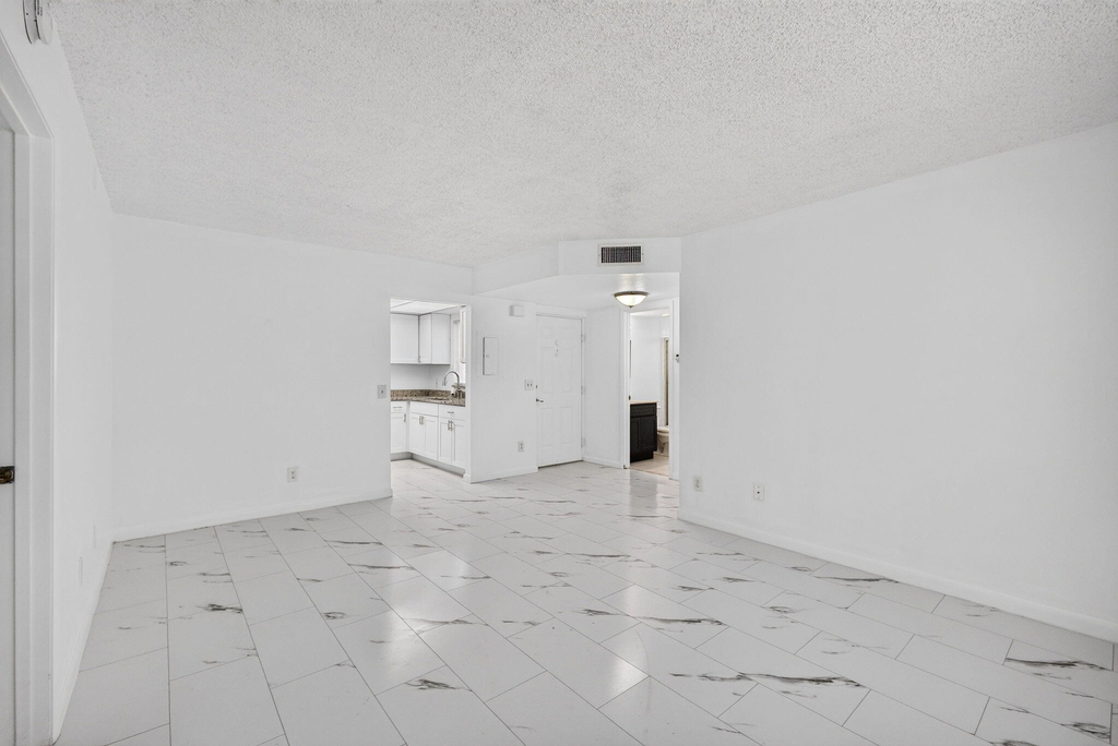 1628 Se Green Acres Circle - Photo 8