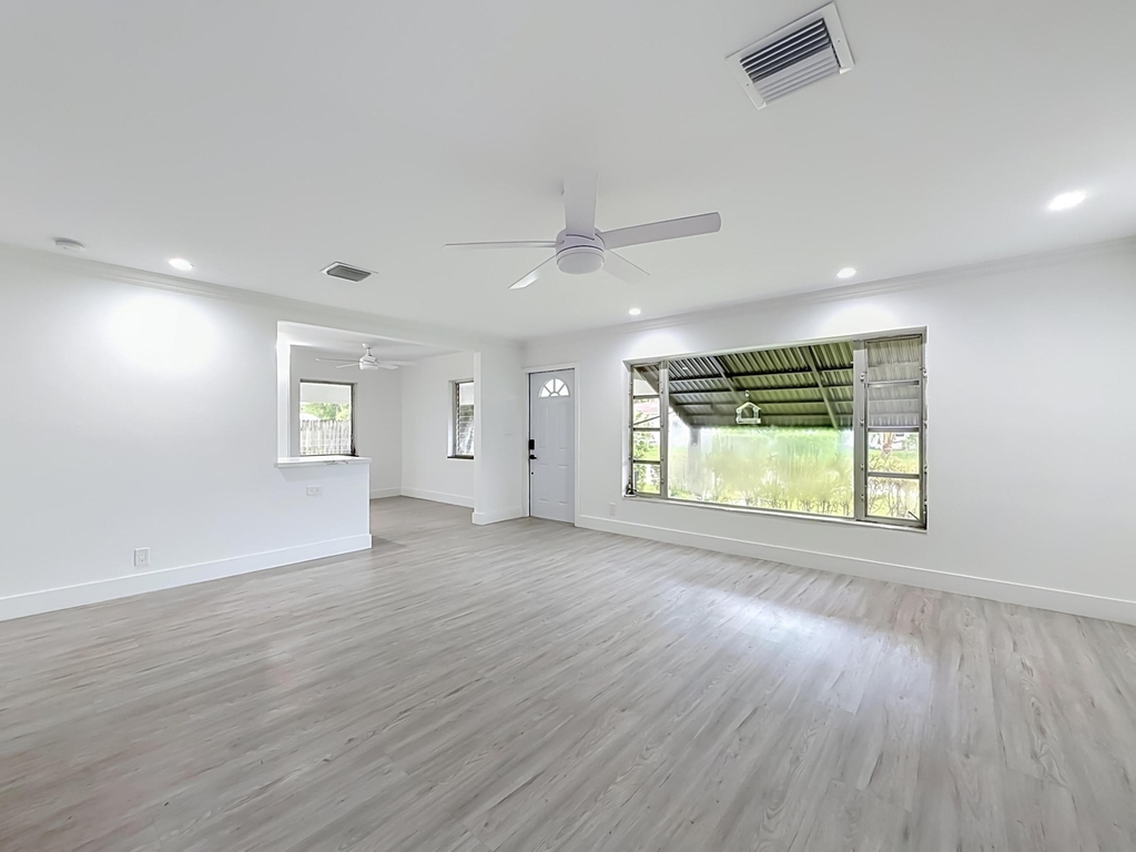 1110 Sw 31st Street - Photo 10