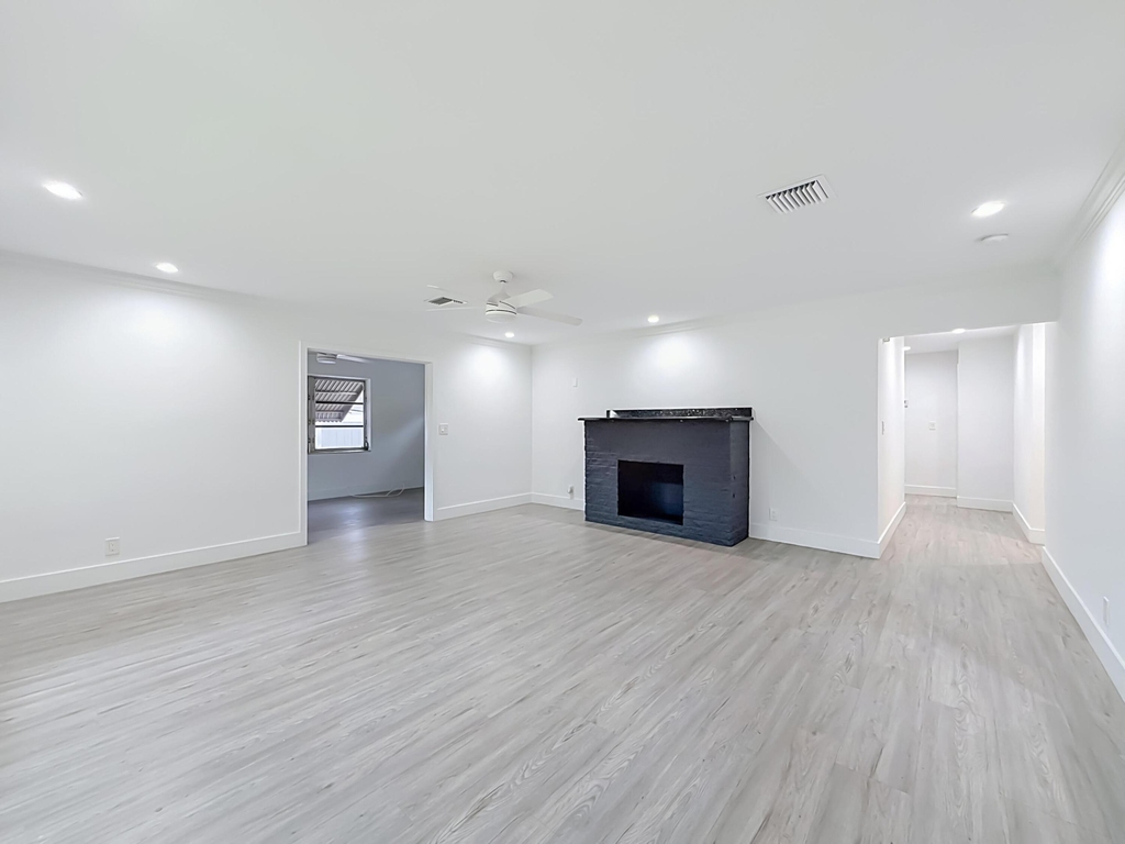 1110 Sw 31st Street - Photo 8