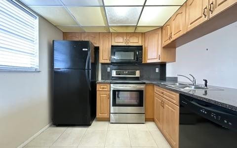 14195 Sw 87th Street Sw - Photo 1