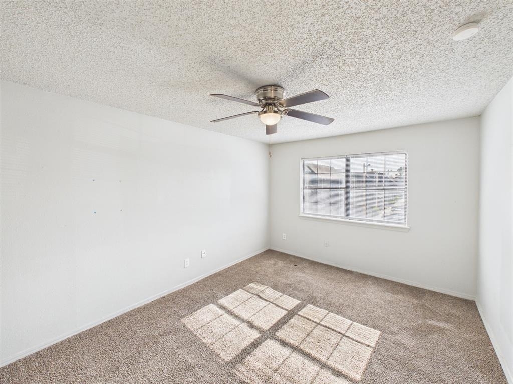 401 12th Avenue - Photo 12