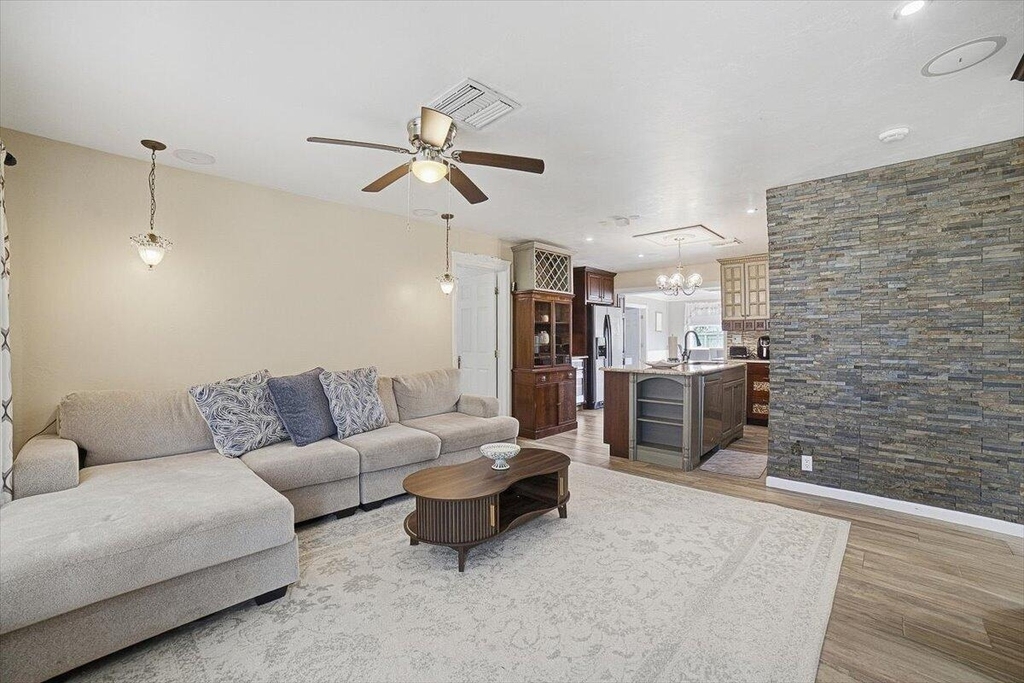938 Arlington Drive - Photo 12