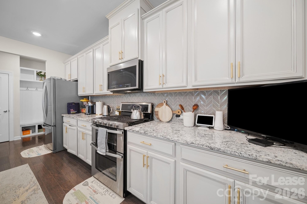 11913 Silverheel Lane - Photo 27