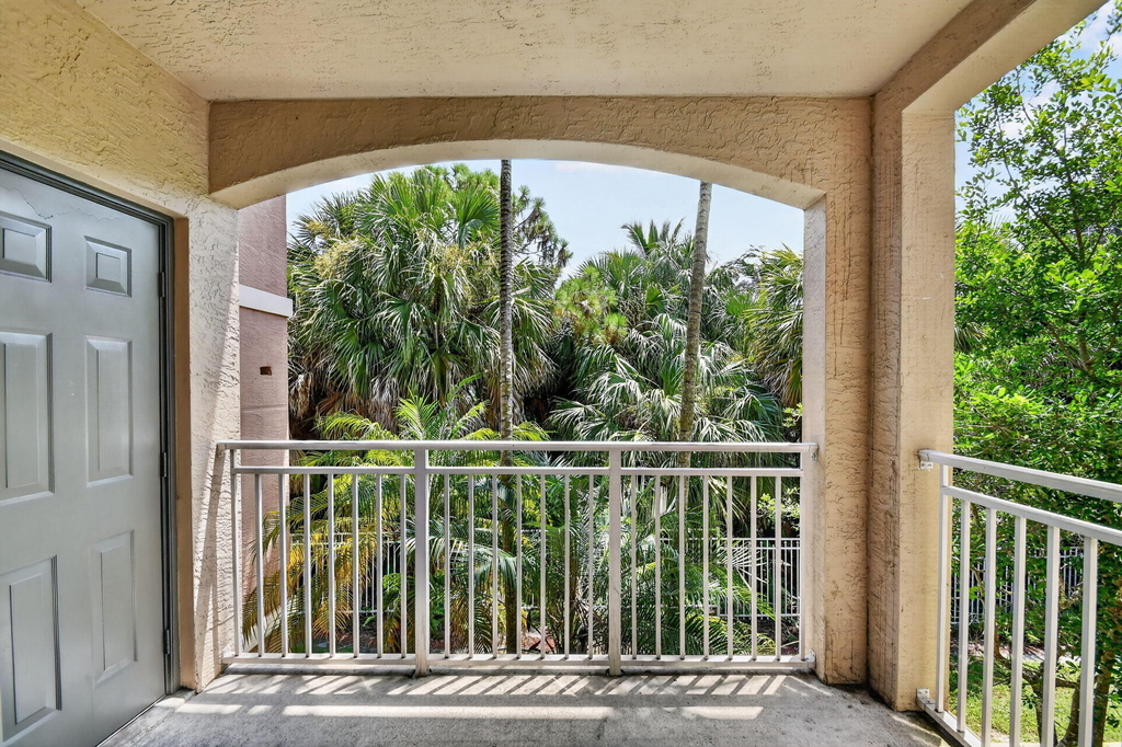 6370 Emerald Dunes Drive - Photo 14