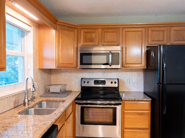 805 W Oakland Park Boulevard - Photo 11