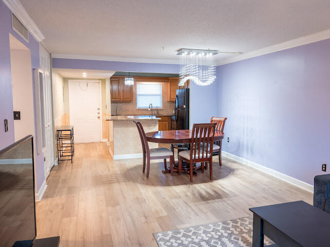 805 W Oakland Park Boulevard - Photo 3