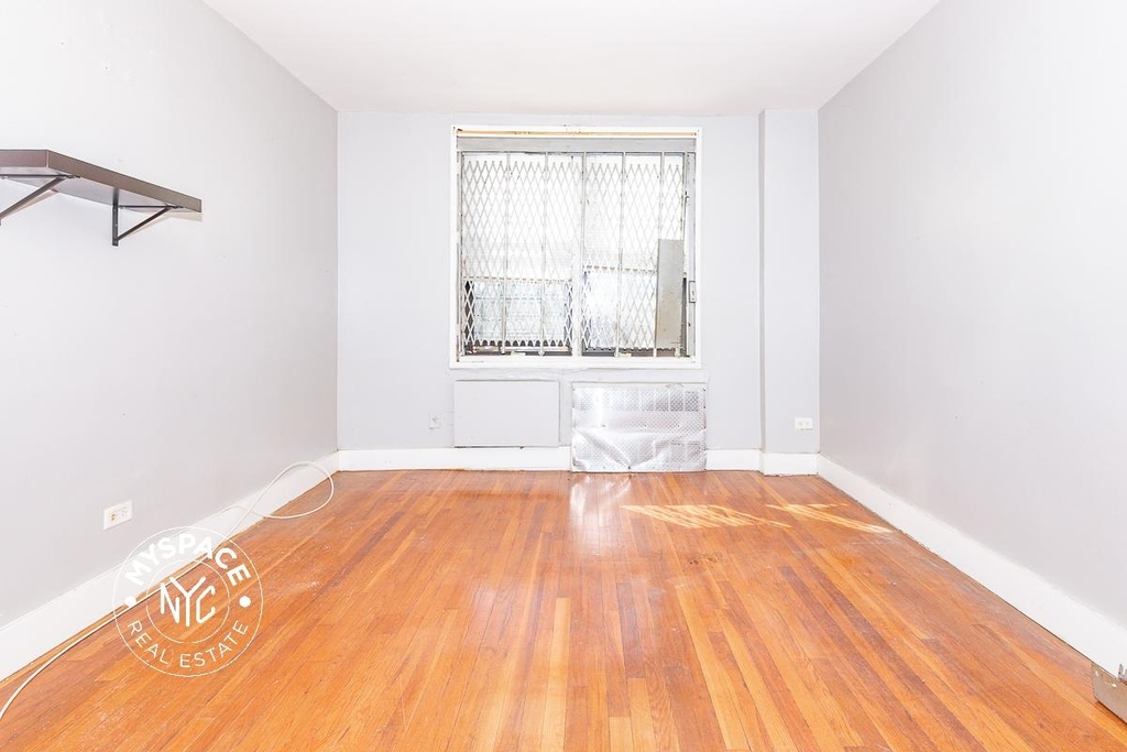 250 Clarkson Avenue - Photo 1